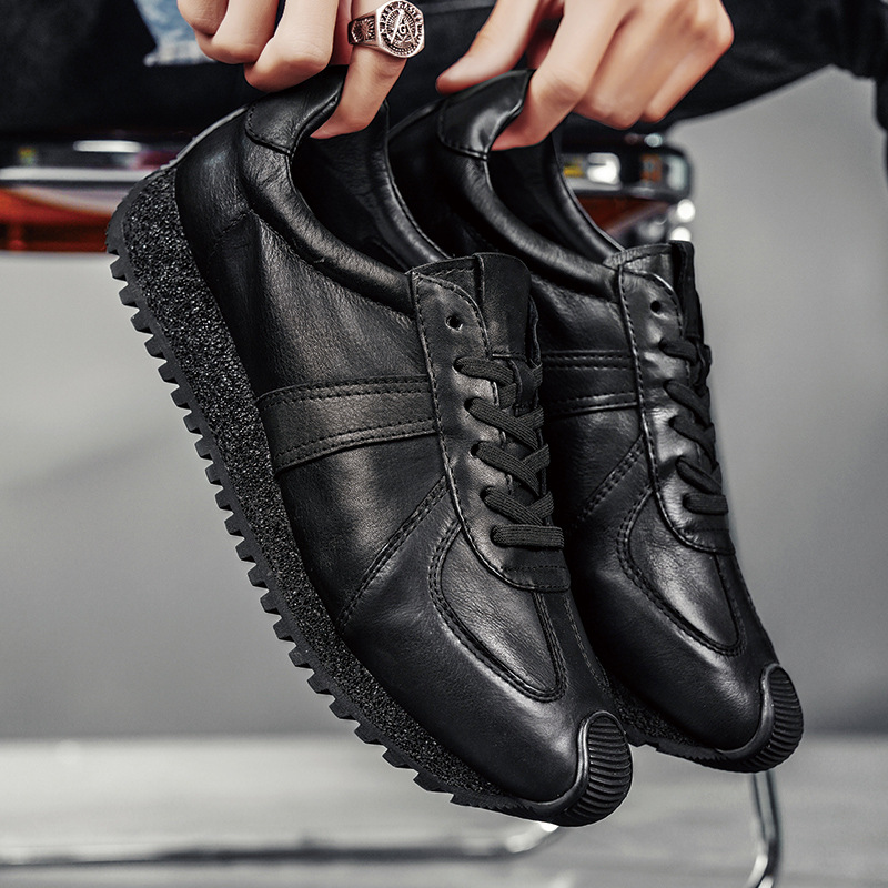 Zapatos de cuero de comercio exterior transfronterizos Xiyin 2025 nuevos zapatos de verano para hombres tendencia moda zapatos deportivos casuales fábrica de hombres al por mayor