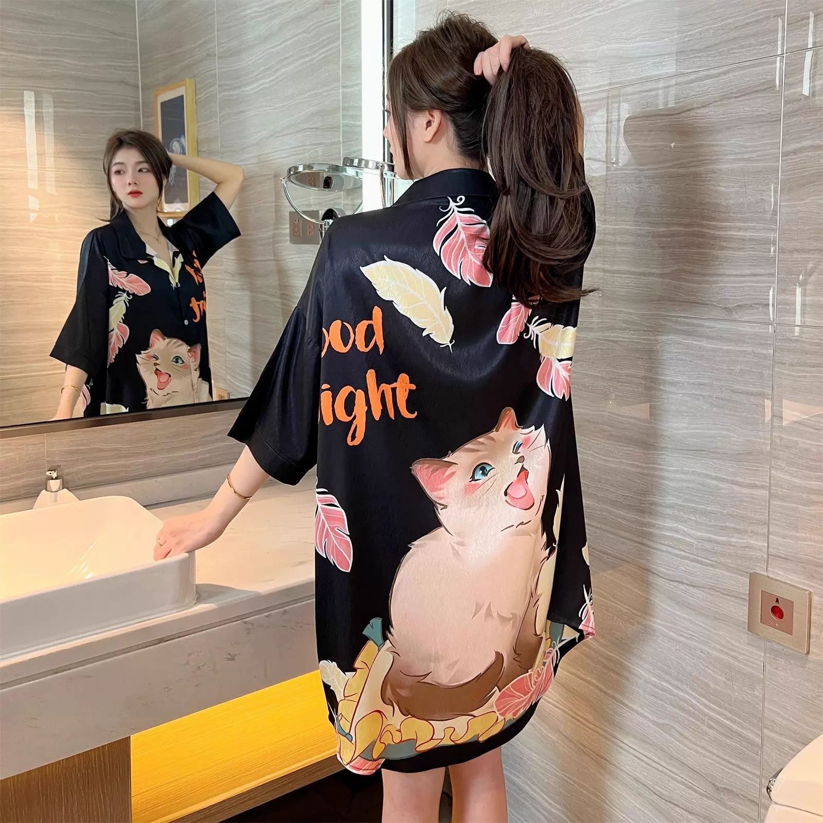 Ночевка женская летняя шелковая сексуальная 2024 новый ледяной шелк, чистый ветер, продвинутый кот большой размер, чтобы носить пижак