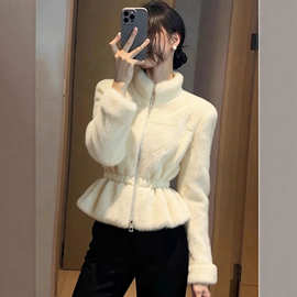 秋冬米白色毛绒外套女2025新款巨好看独特漂亮气质小香风掐腰上衣
