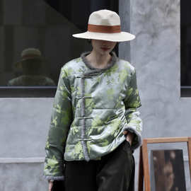 2025秋冬桑蚕丝老缎水貂边棉衣内胆采用羊毛红外线抗菌吸热棉