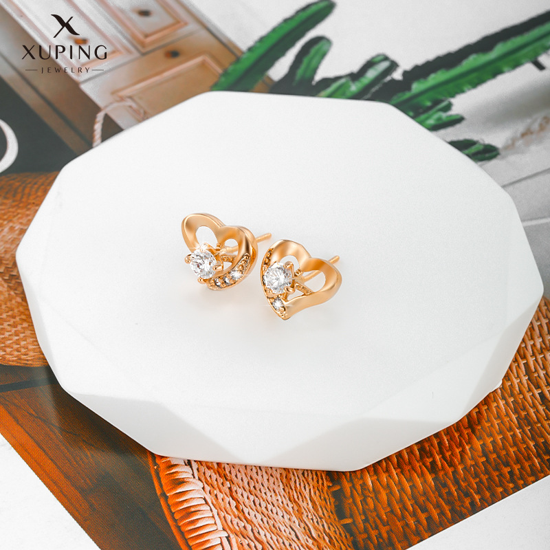 Pendientes de Corazón con Incrustaciones de Diamantes de Aleación de Joyería Xuping para Mujer, Modernos, Ligeros y de Lujo, Pequeños y Exquisitos Pendientes en Forma de Corazón, Sensación de Nicho y Alta Gama