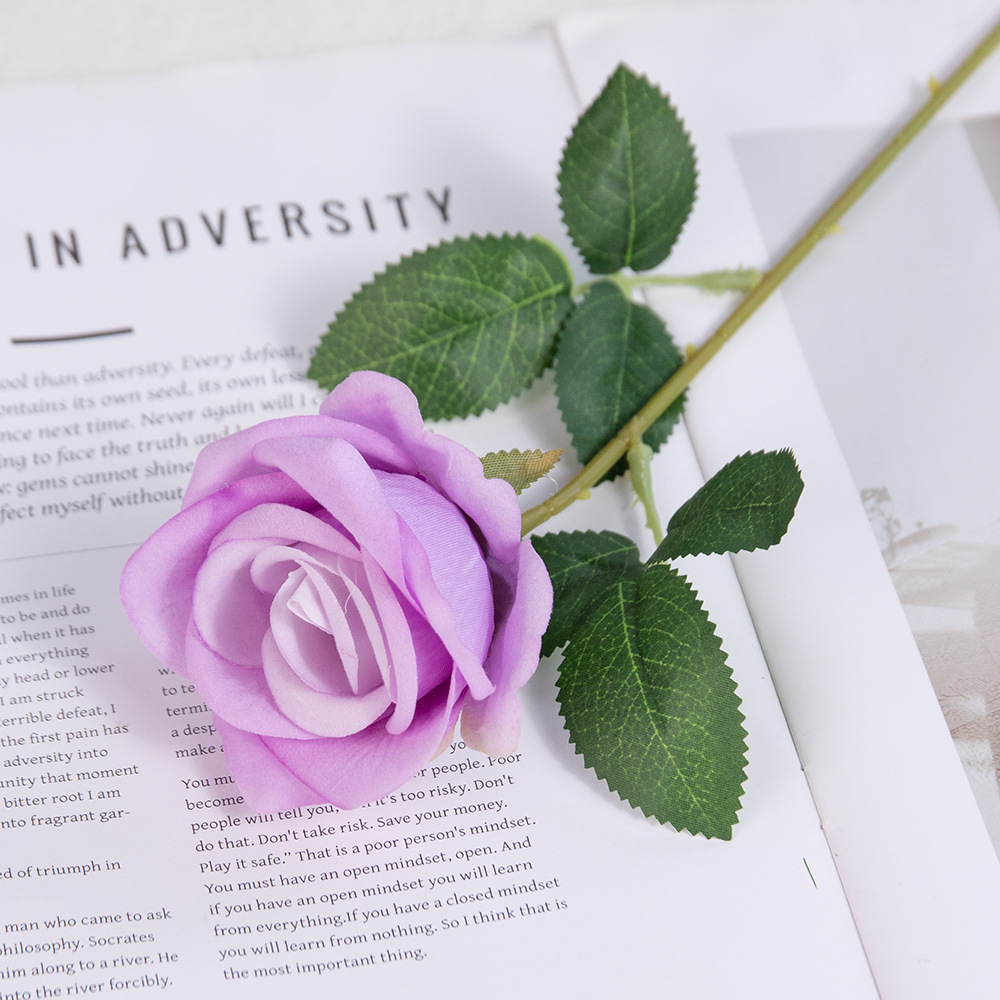Simulación de flores de rosa de mano única tela de terciopelo cascada pared de flores decoración de boda flores falsas al por mayor