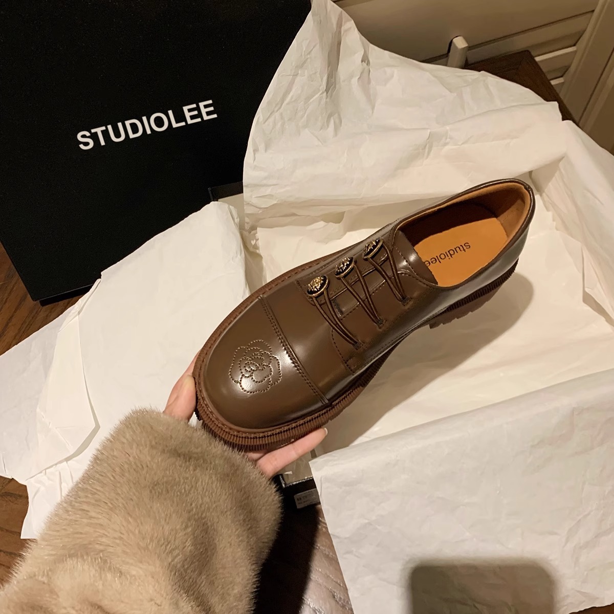 Grava madre studiolee Hepburn estilo retrógrado zapatos de soleas gruesas bordados de tacón grueso Lefour zapatos de cuero de mujer primavera y otoño