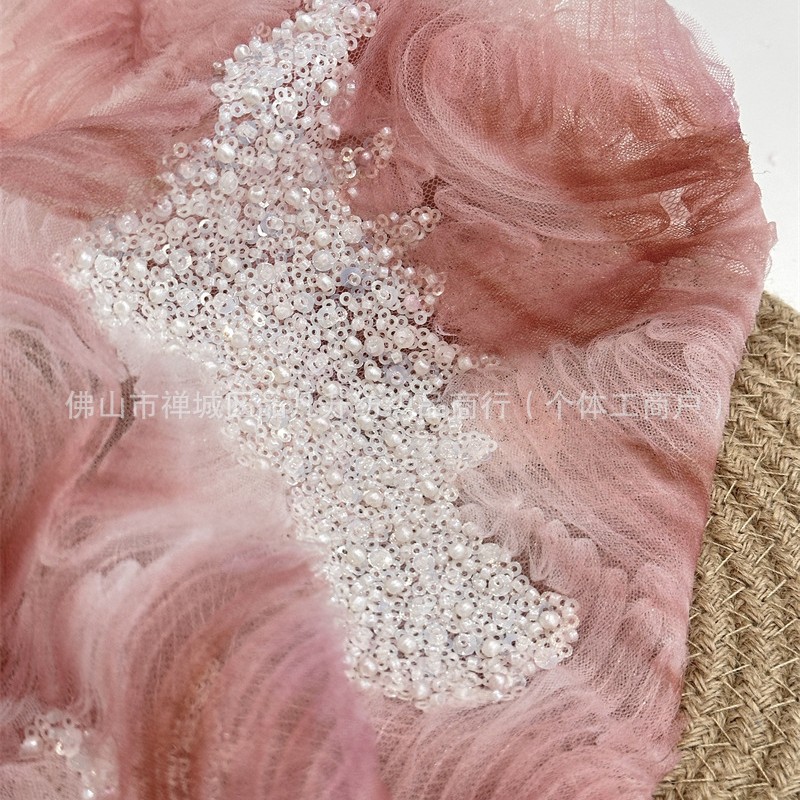 Tela de bordado de tubo de cuentas de onda tridimensional de alta costura vestido de novia de mujer vestido de moda tela en stock
