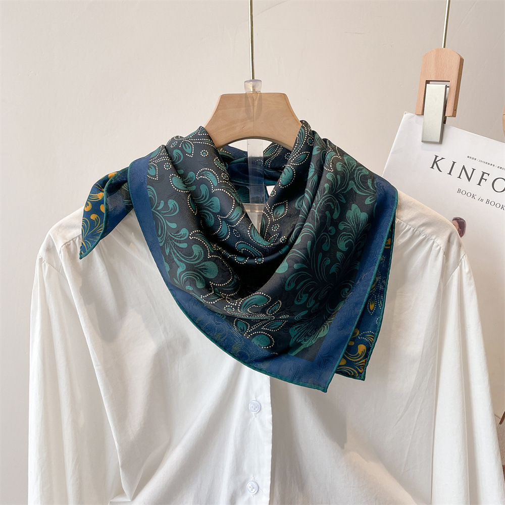 Printed Square Silk Scarf Elegant Chinese Style Shawl_voghion.com
