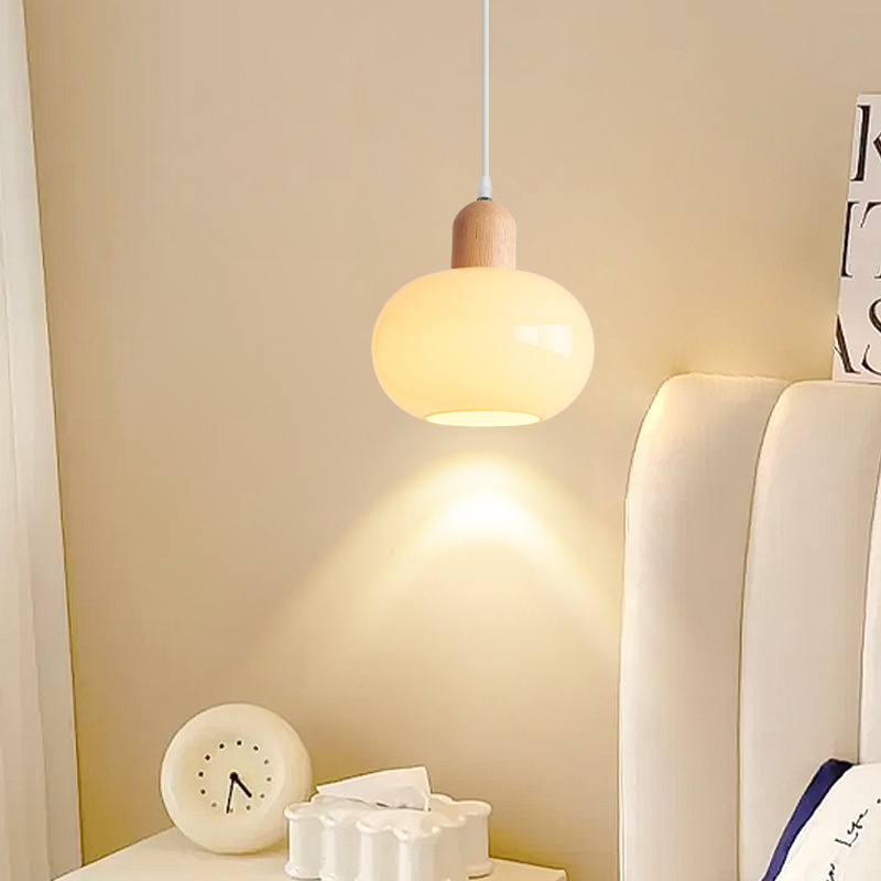 Candelabro pequeño junto a la cama, moderno y simple, mesa de comedor de estilo crema de madera, lámpara de barra, lámpara de araña de vidrio de madera maciza para habitaciones famosas