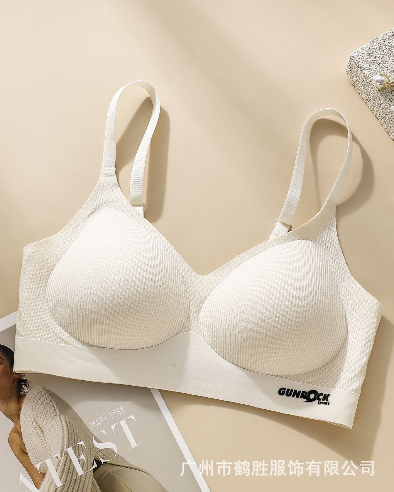 Venta directa de fábrica comercio electrónico transfronterizo Sudeste de Asia Vietnam Tailandia damas sin costuras sujetador de recogida lateral cómodo