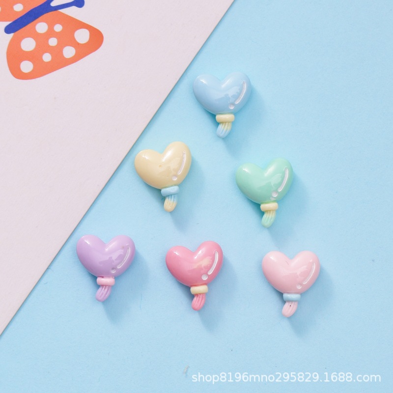 Diy mini accesorios de uñas accesorios de uñas de vestir de dibujos animados pegamento de crema ropa juguetes adornos accesorios de resina al por mayor