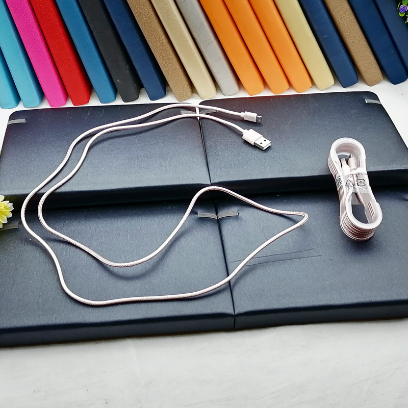 I1414 en forma de huevo 1,5 cable de datos cable de carga cargador teléfono móvil periférico Yiwu 2 yuanes dos yuanes Tienda Al Por Mayor