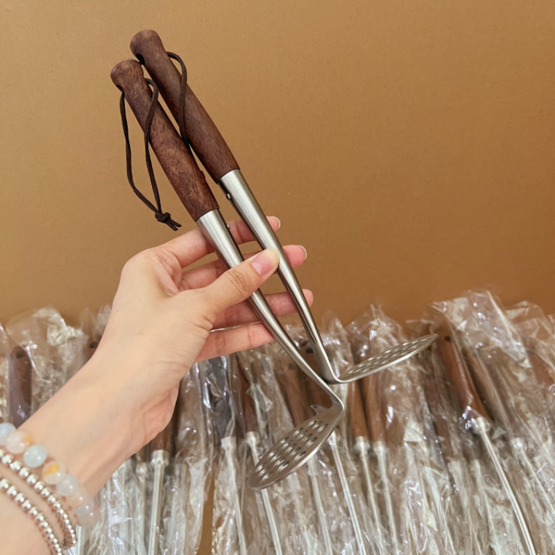 Presse-purée en bois de noyer 316 en acier inoxydable pour purée d'œufs et aliments pour bébé_voghion.com