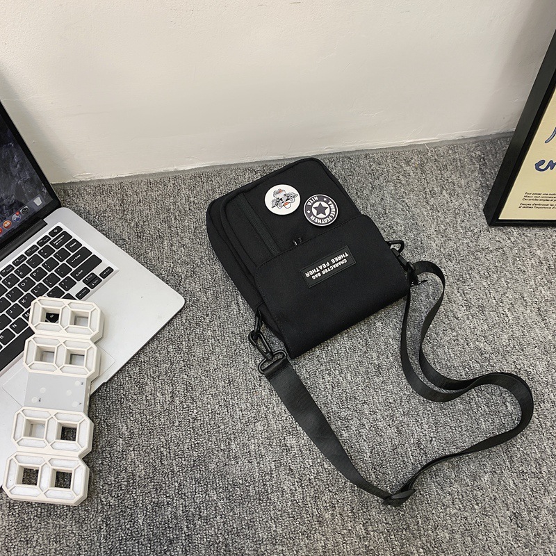 Bolsa de mensajero de marca de moda bolsa pequeña para hombres bolsa de teléfono móvil informal japonesa bolsa de nylon mochila funcional ligera bolsa de hombro de las mujeres