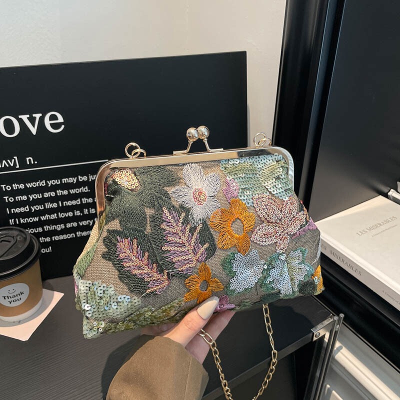 New Chinese-style personalized small square handbag for women, 2026 summer new model, floral sequin shoulder bag, trendy crossbody bag