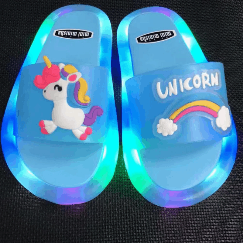 Internet Celebrity Fashion Luminous Children's Slippers Strawberry Crystal Shoes Shining Lights Girls' Shining Sandals
