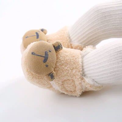 Shoes baby 3-6-12 baby newborn full moon Baby Shoes men and women Autumn and winter soft sole Cloth at the end prewalker