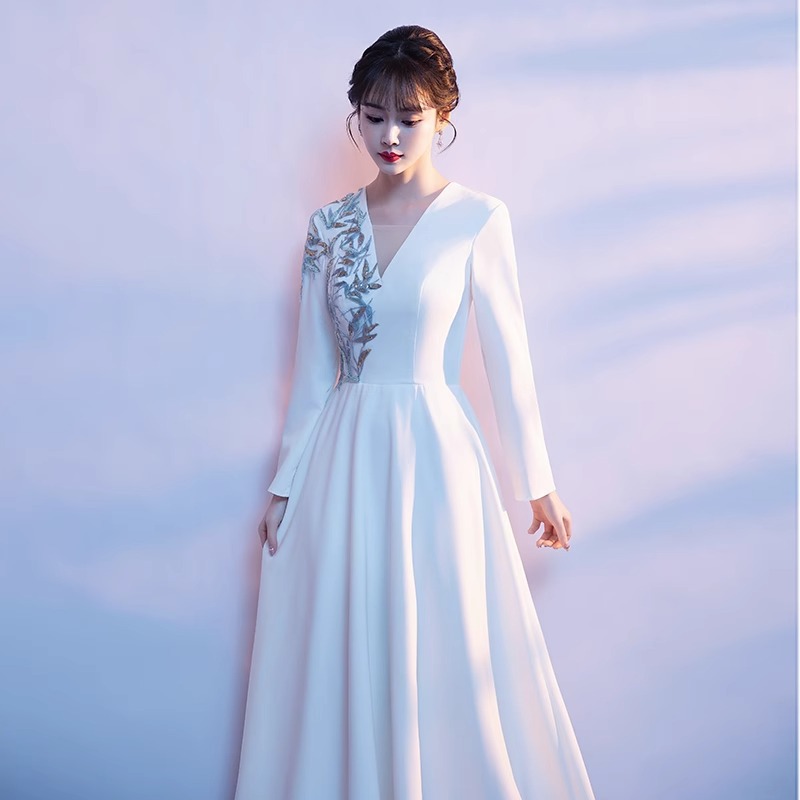 White New Long-Sleeved Choir Performance Dress for Women V Neck Waist Slimming Look Long Skirt Stage Host Evening Dress