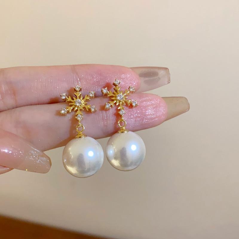 1 Pair Quantity 1 Pair Sweet Flower Plating Imitation Pearl Drop Earrings