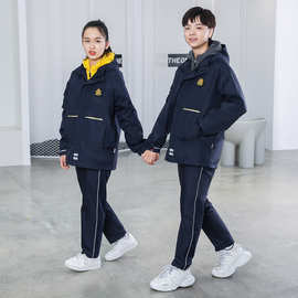 冬季款新品红色冲锋衣运动服三件套小学生校服三合一加厚班服批发