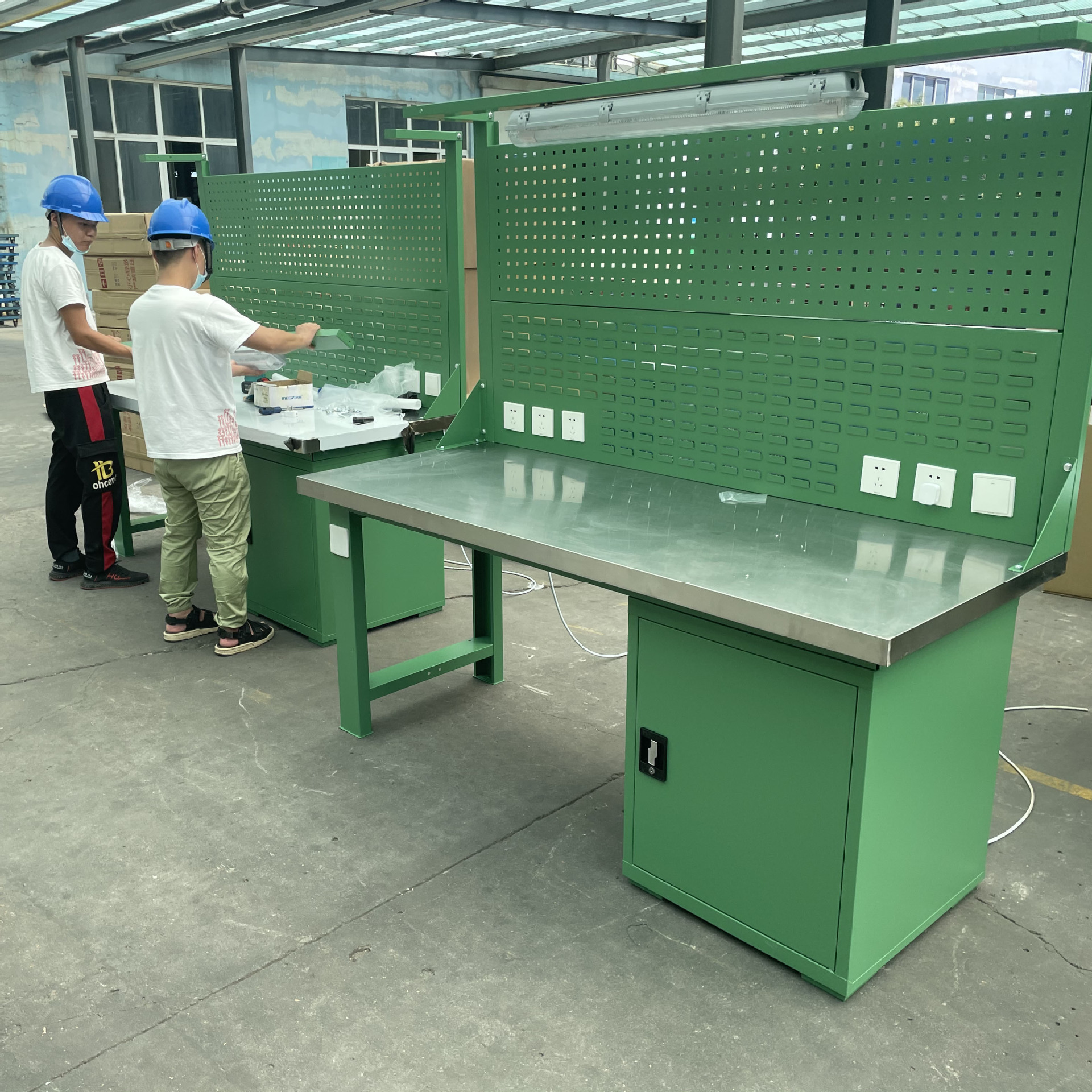 源头厂家 不锈钢桌面工作台 拆装结构 方便清洁 适合装配 检修