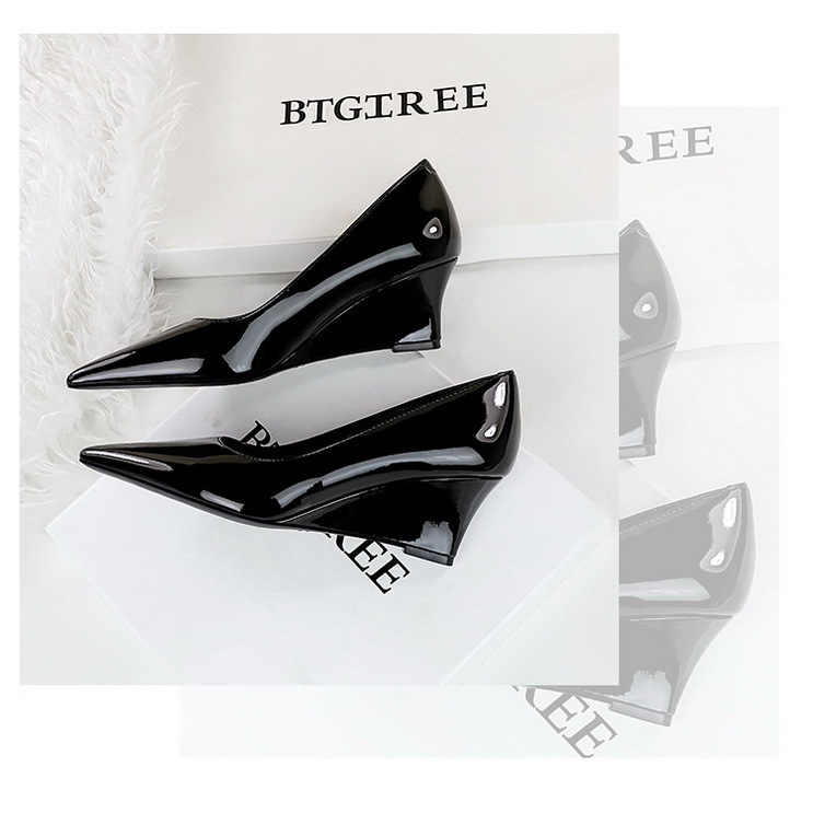 Spitze Damen High Heels Aus Lackleder Als Elegante Abendschuhe_voghion.com