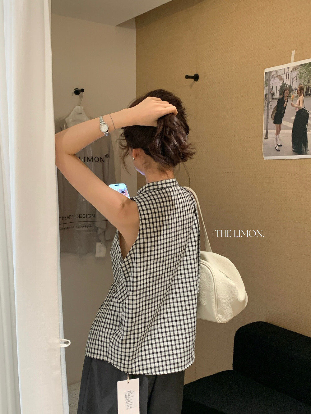 Áo hai dây nữ cổ V họa tiết kẻ caro phong cách Hàn Quốc — Trắng, Đen chi tiết 38
