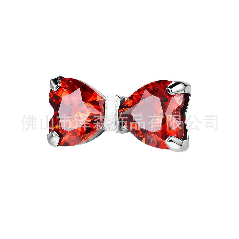 Pointed titanium steel lip stud product view