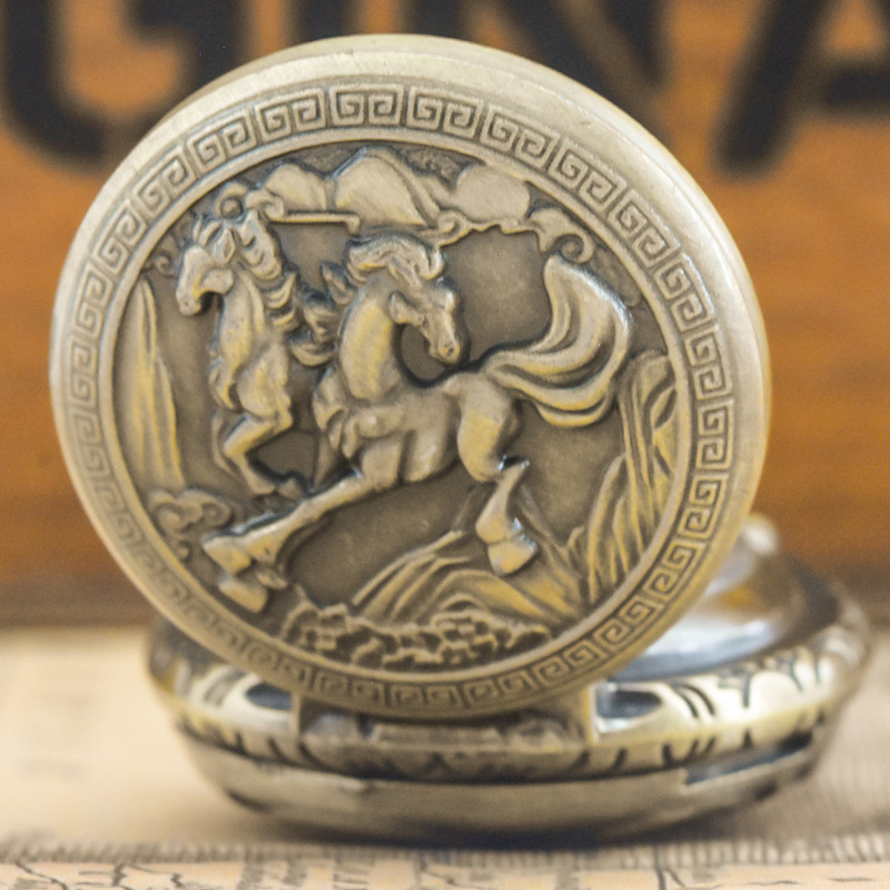 Foreign Trade High-Value Retro Large Quartz Pocket Watch for Men and Women Bronze Cowboy Flip Necklace Gift Pocket Watch