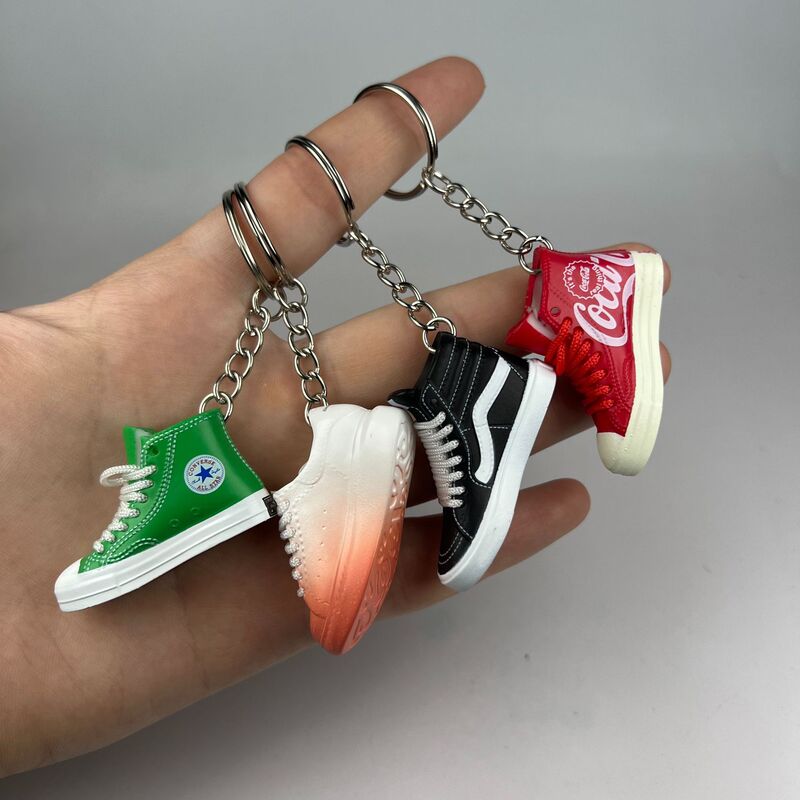 Conv Kuang W Canvas Shoes Vans McQueen Keychain AJ Stereo 3D Hollow Shoe Mold 1970S Ornaments Pendant