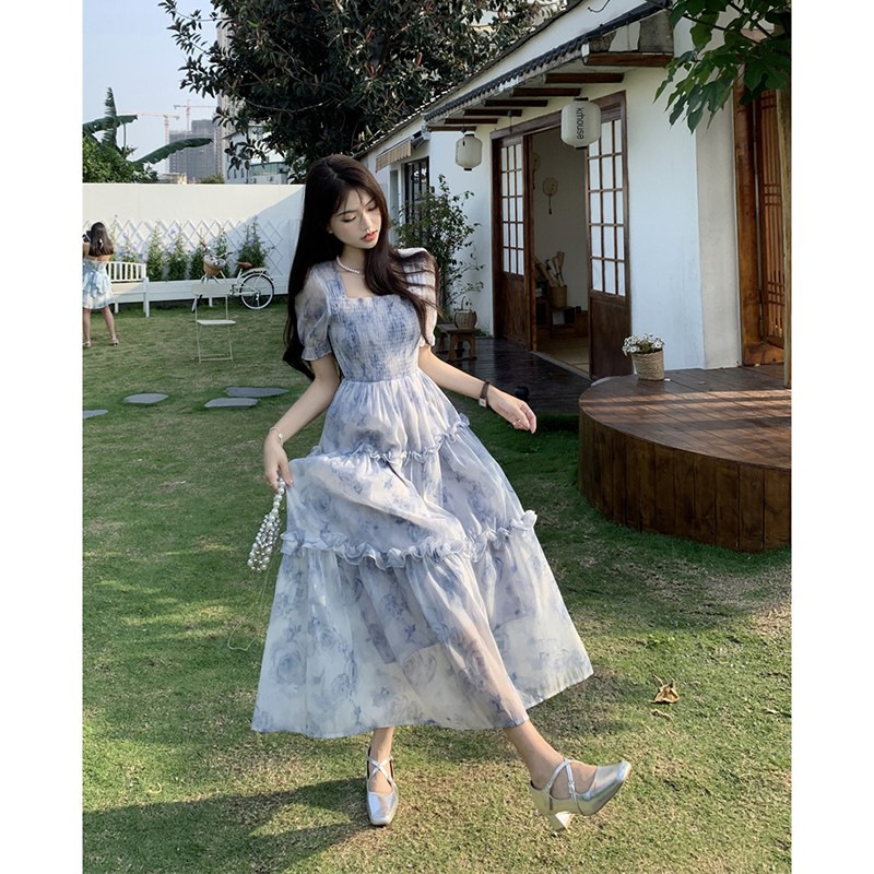 Vintage Square Collar Floral dress Summer New Super Fairy Mori Waist Slimming Long Skirt with Ear Edge Milk Blue Vintage Square Collar Floral dress Summer New Super Fairy Mori Waist Slimming Long Skirt with Ear Edge Milk Blue