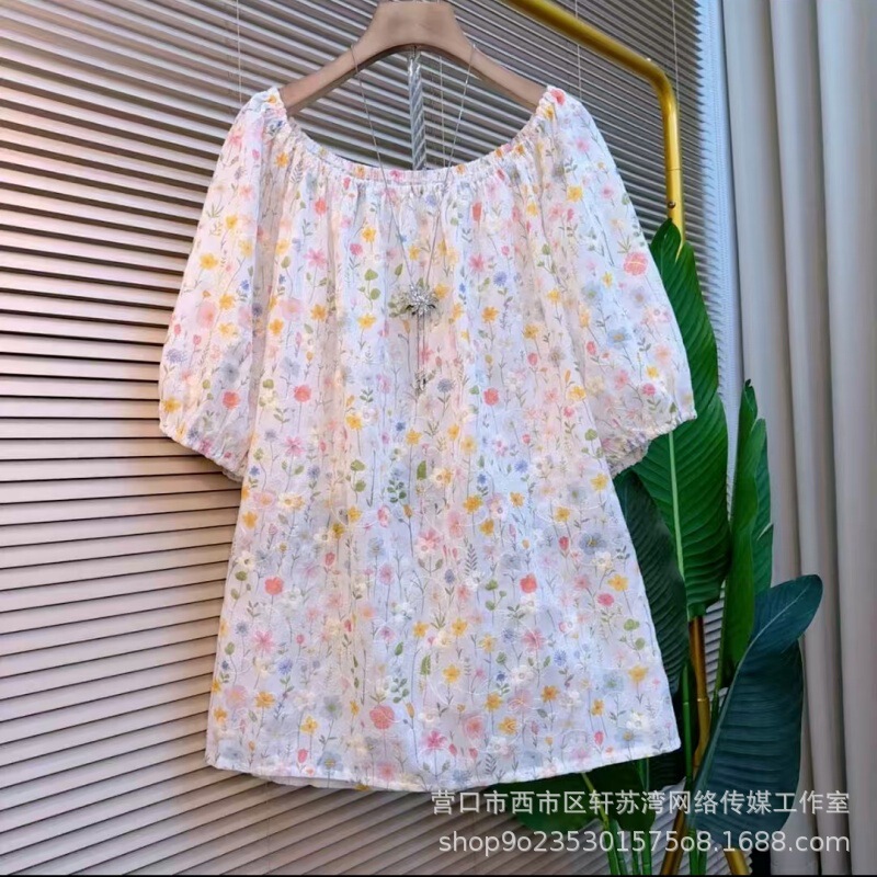French-Style Ladylike One-Shoulder Puff-Sleeve Floral Top for Women, Plus Size, Slimming and Figure-Flattering Embroidered Blouse French-Style Ladylike One-Shoulder Puff-Sleeve Floral Top for Women, Plus Size, Slimming and Figure-Flattering Embroidered Blouse