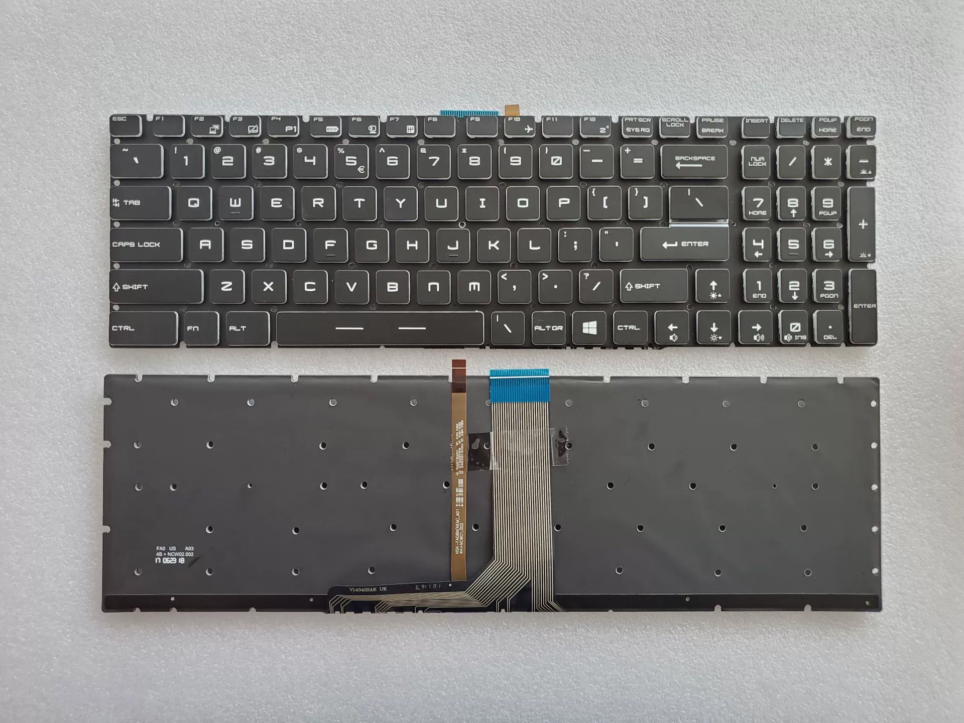Замена клавиатуры ноутбука (MSI) GE62/GL60/GP62/GE72/GL62 с подсветкой, раскладка US или RU, бело-красные акценты
