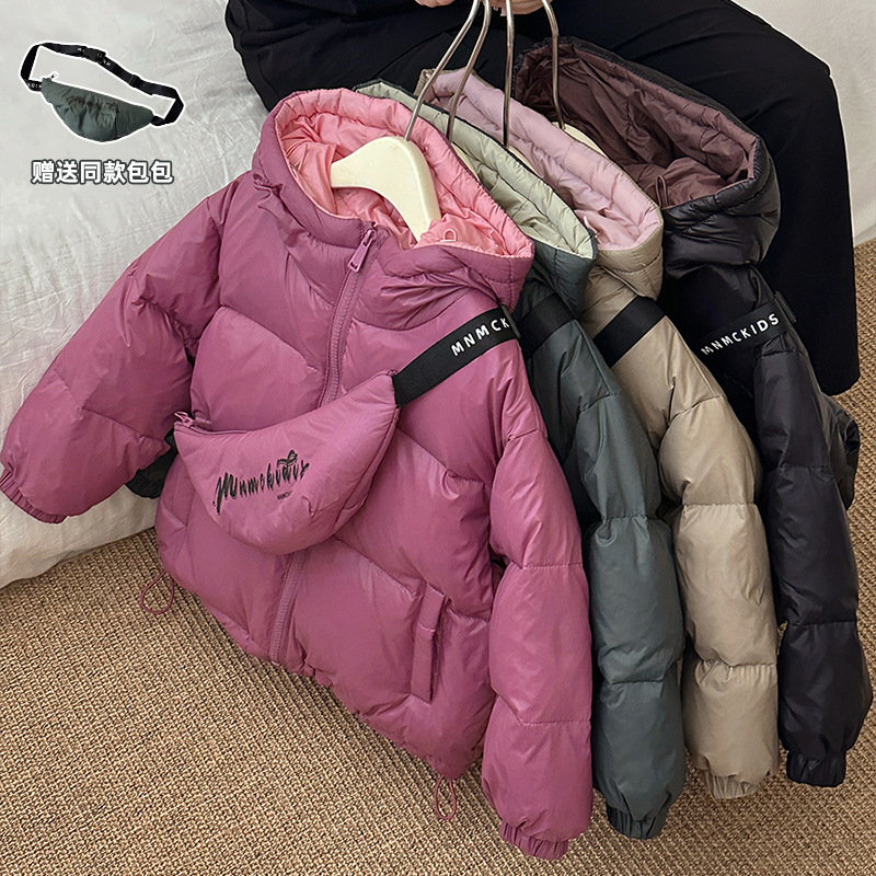 2023新款兒童羽絨服時尚背包白鴨絨秋冬款童裝羽絨服外套直播批發