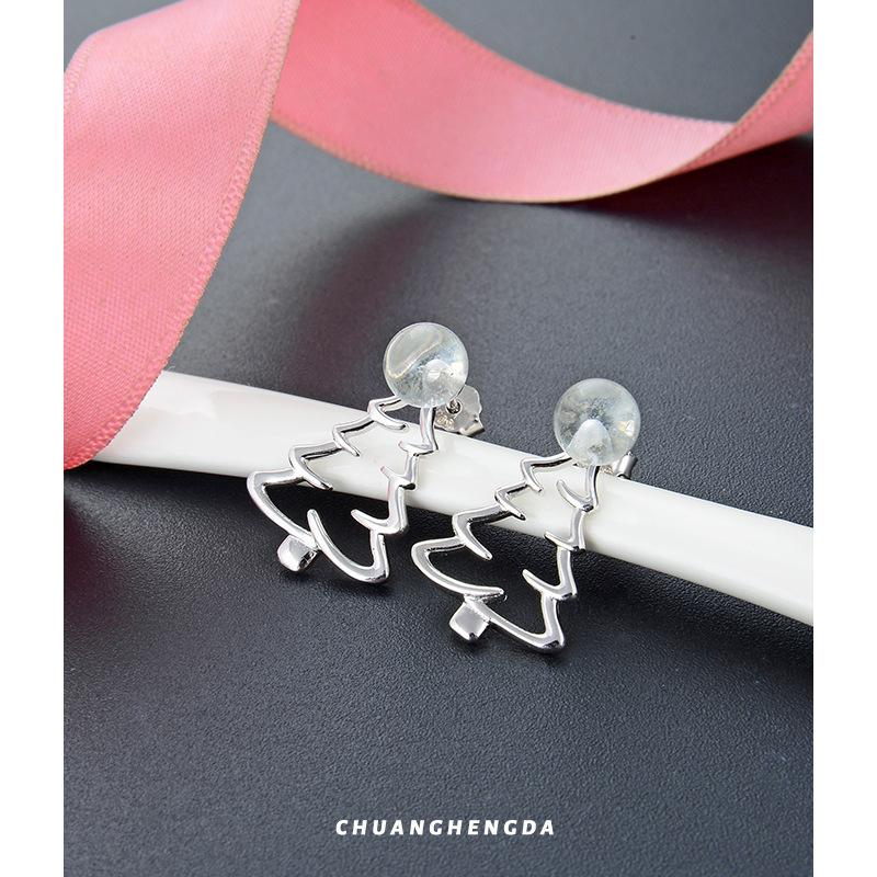 925 plata esterlina árbol de Navidad pendientes mujeres europeas y americanas ins viento hueco de Navidad nuevos pendientes de diseño simple pendientes al por mayor
