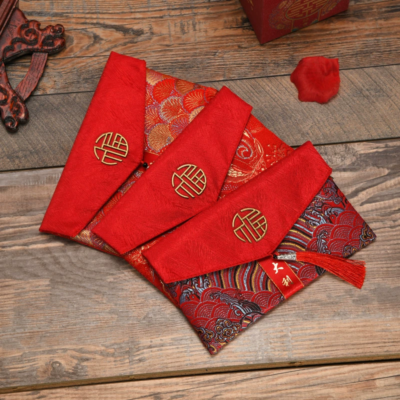 Wedding celebration red envelope wedding Chinese style cloth art 10,000 yuan red envelopes, wedding women who change the red envelope, wedding celebration is a sealed