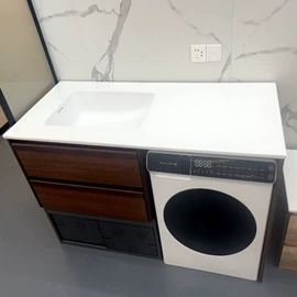 台盆/面盆;浴室柜;水龙头