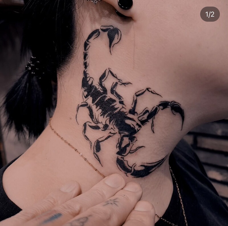 Ink silhouette black scorpion tattoo sticker, minimalist black and white cool dark style waterproof tattoo sticker for men and women's arms