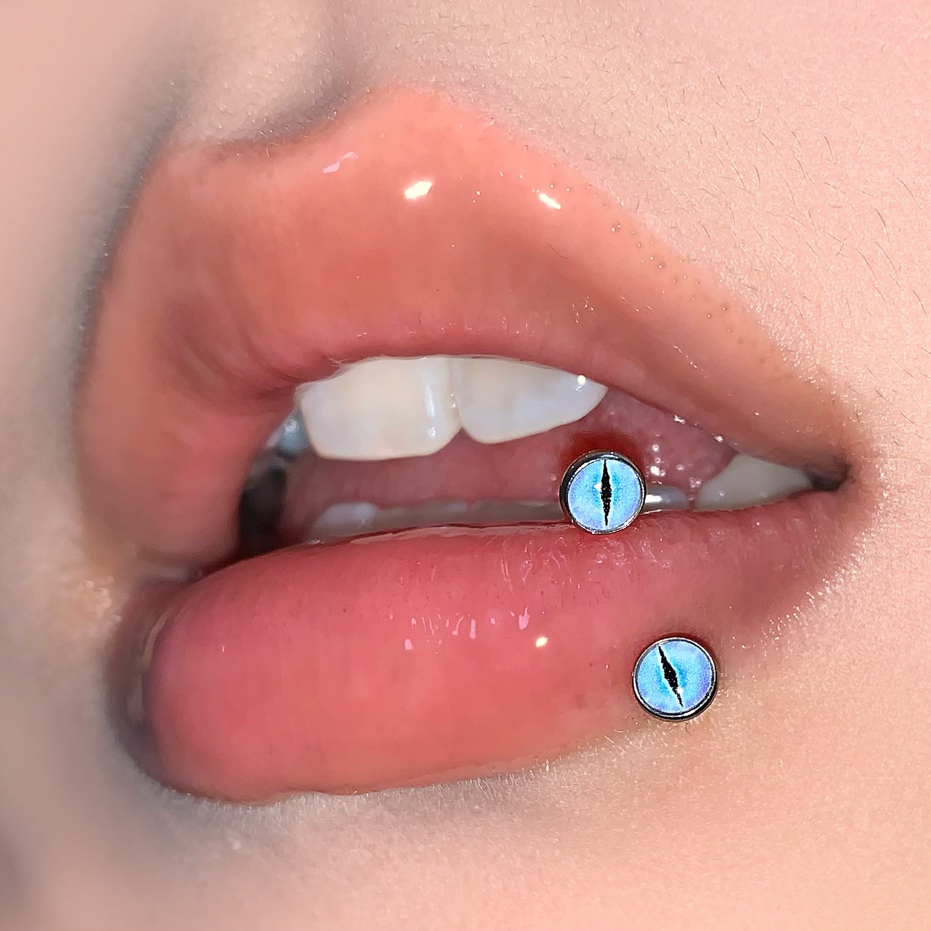 Pointed labret stud close-up product detail