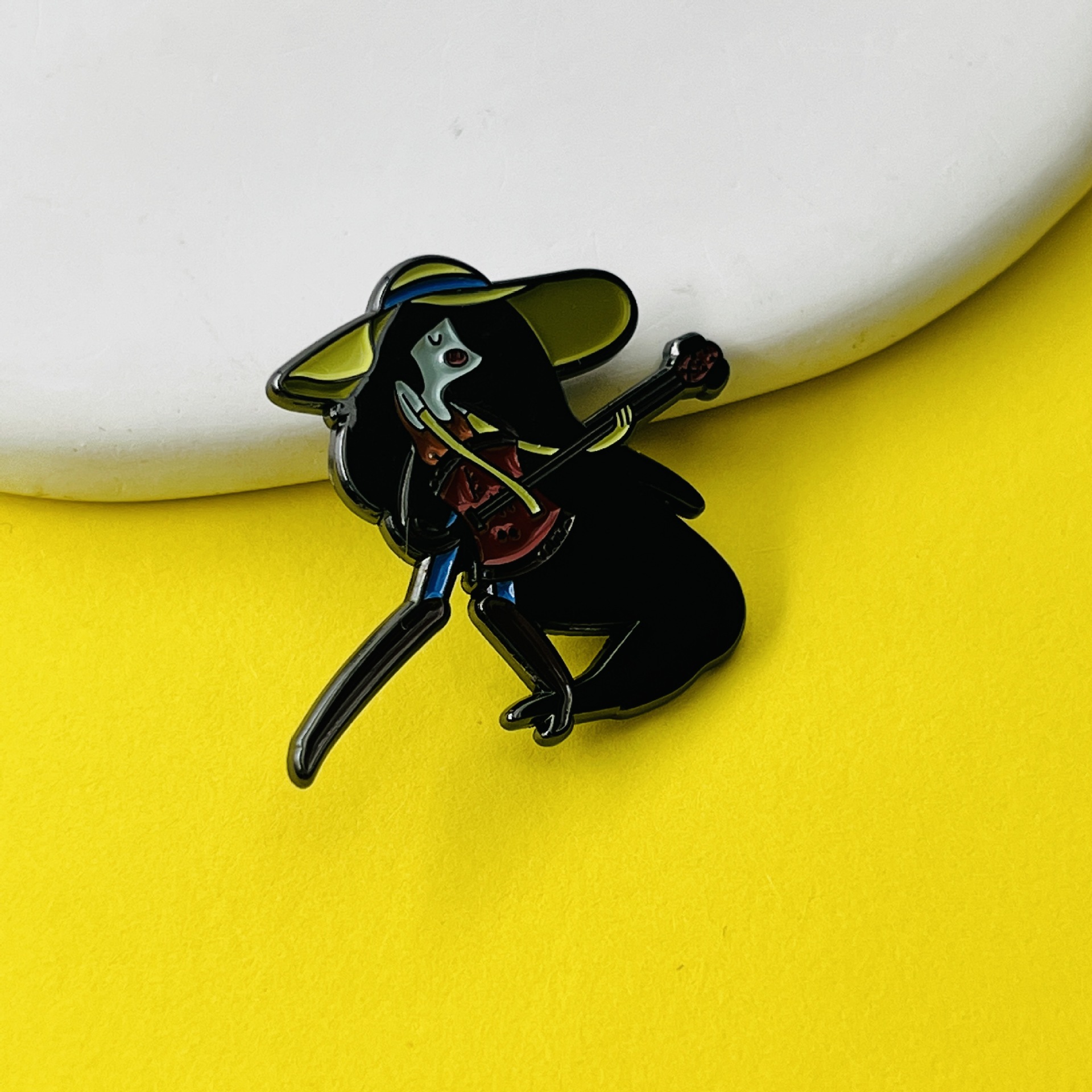 Cool and Stylish Marceline Axe Bass Brooch Adventure Time Anime Merchandise Badge Clothing Backpack Accessories Wholesale