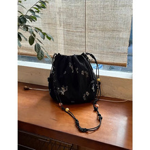 ����Ů2024�¿�͹Ň��L����ʽ�\���տڰ�С����������б�淫����