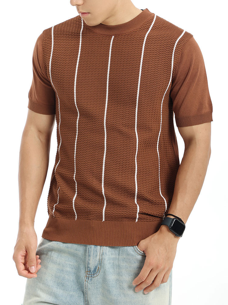 Hombre de cuello redondo camiseta de punto de seda de hielo hombre de lujo ligero de manga corta hombre de alta calidad de verano texturas delgadas chaqueta de hombre