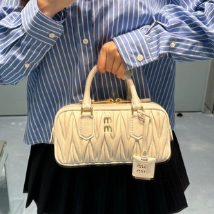 miu�������ذ�hobo��Ӱ��ް�Ҹ��녶���ݳ�Ʒ���Ƹ߰汾Ů����