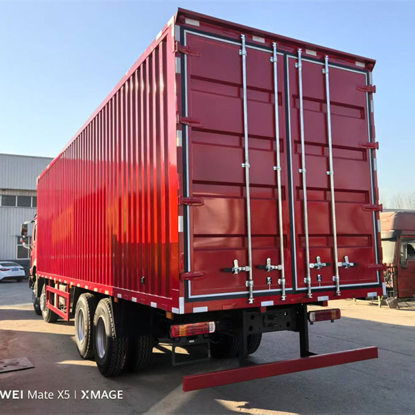 Export Used Howo Container Truck 9.6m Container Truck 12-Wheel Dump Box Truck