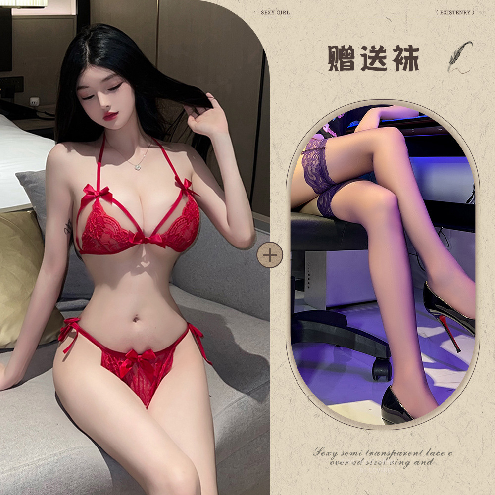 부르고뉴 + 블랙 스타킹