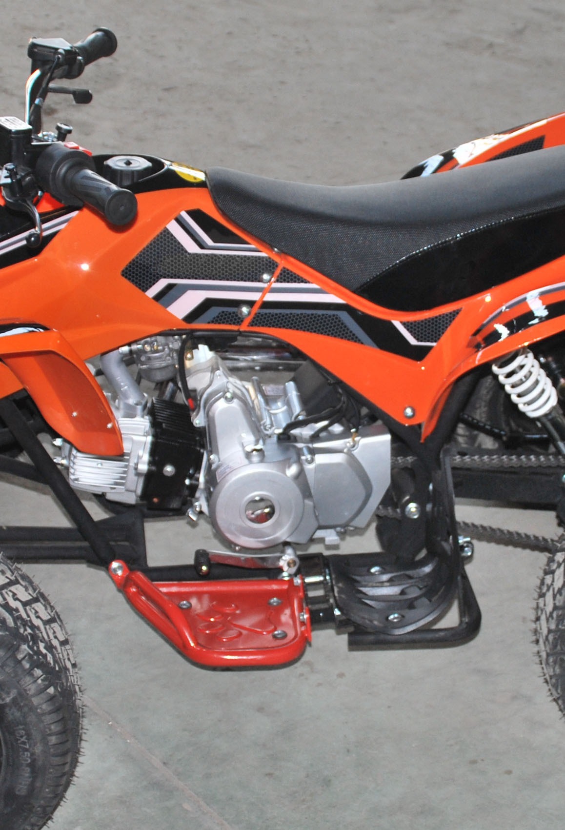 110Cc125Cc Engine Assembly for Beach Bikes and Go-Karts, 1 Forward Gear with Reverse Gear, 1+1125 Engine