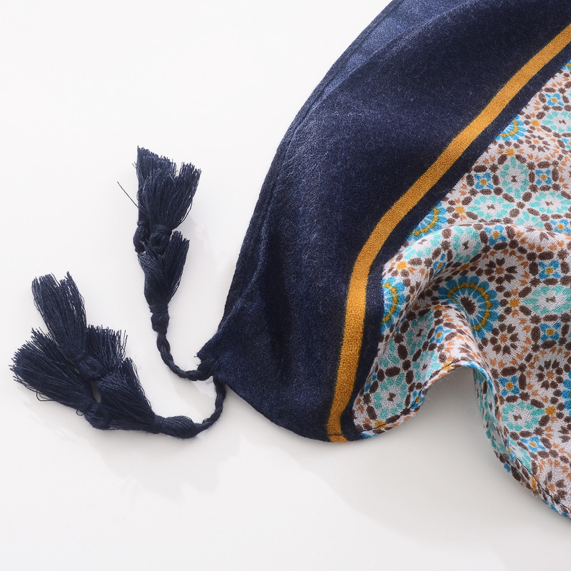 Calle europea y americana estilo retro pop flor impresa bufanda hembra cóncavo-convexo forma estudiante versátil algodón y lino sensación bufanda