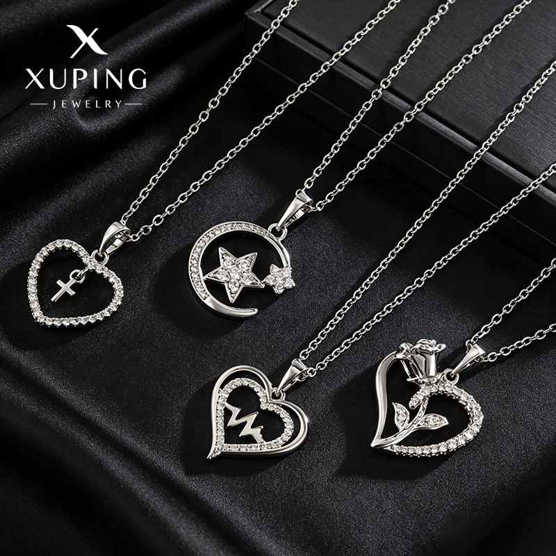 Aleación Xuping Europa y América cruzada simple collar en forma de corazón de alto nivel nicho de moda amor colgante joyas al por mayor mujeres