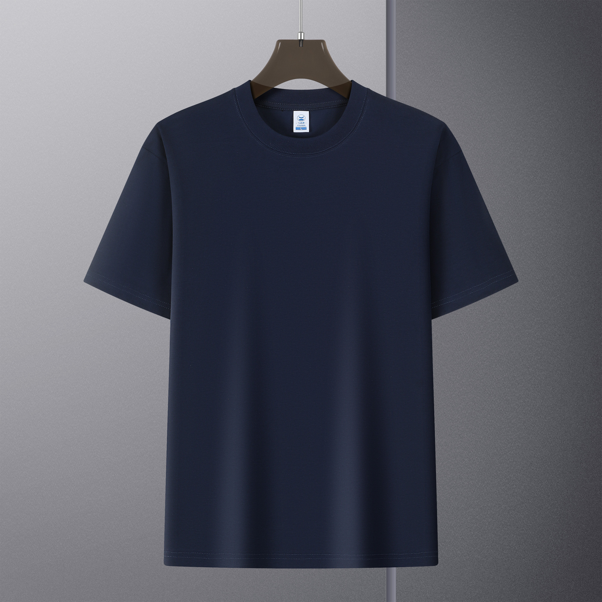 Camiseta de manga corta de peso pesado de 220 gramos de estilo americano hombre blanco suelto cuello redondo media manga camiseta de base de color sólido versátil personalizada de verano