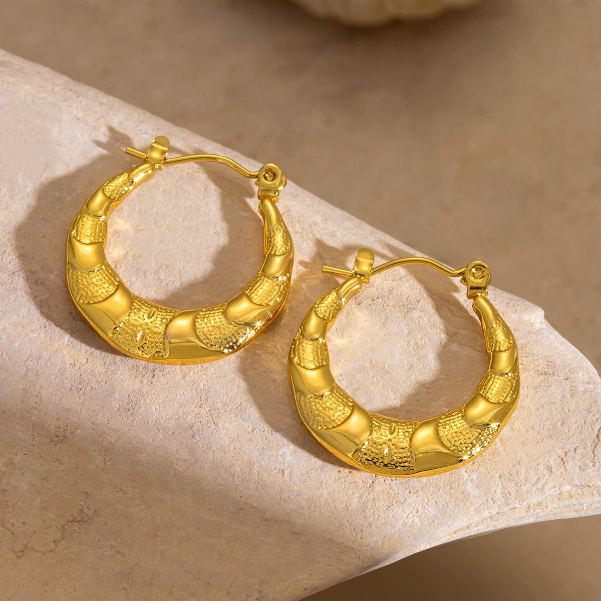 Eh125 earrings gold