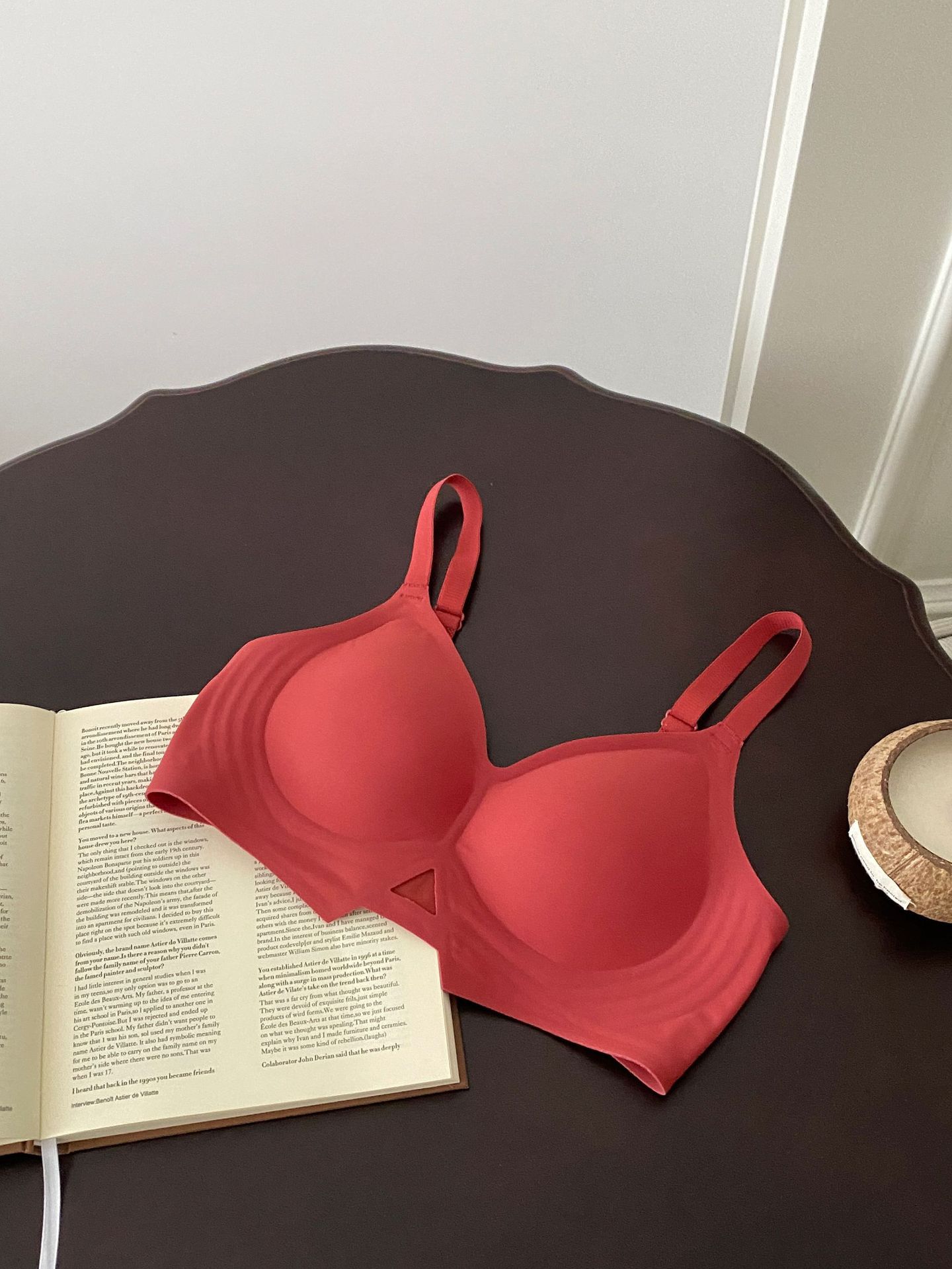 Ventas directas de fábrica comercio electrónico transfronterizo sudeste asiático Vietnam Tailandia ropa interior de mujer sin costuras lencería ligera sujetador de texto de niña