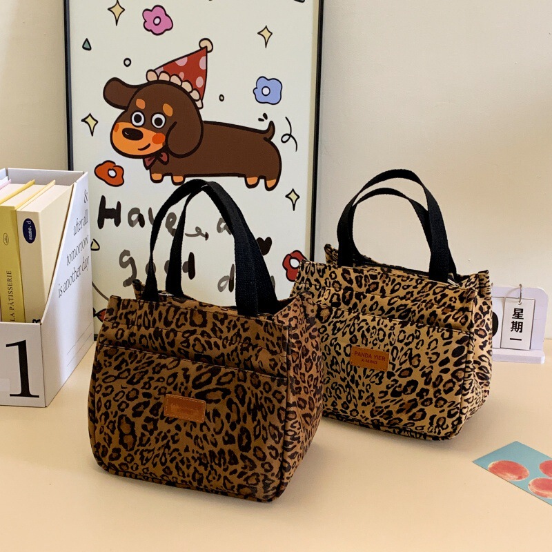 Large-Capacity Leopard Print Fashion Lunch Bag Women's Bag New Simple Personalized Storage Bag Shopping Bag Casual Bag Cute Large-Capacity Leopard Print Fashion Lunch Bag Women's Bag New Simple Personalized Storage Bag Shopping Bag Casual Bag Cute