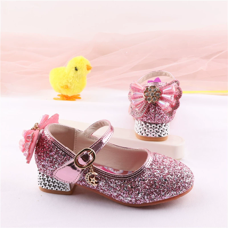 Весенняя и осенняя новая мода для детей розовые туфли с бантами девушка подиумах танцует шоу для девочек на каблуках